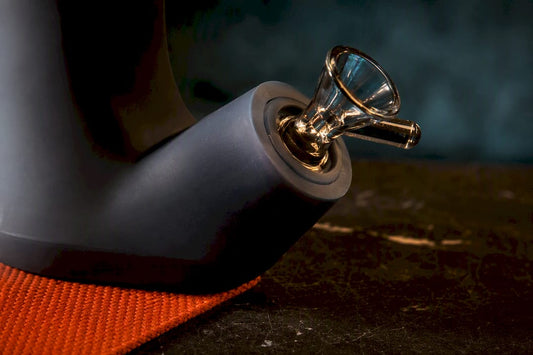 Silicone pipe bowl and body junction