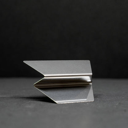 Bud Lightning dexterity-friendly cannabis tool designed to assist users with arthritis or limited finger mobility during cannabis preparation.