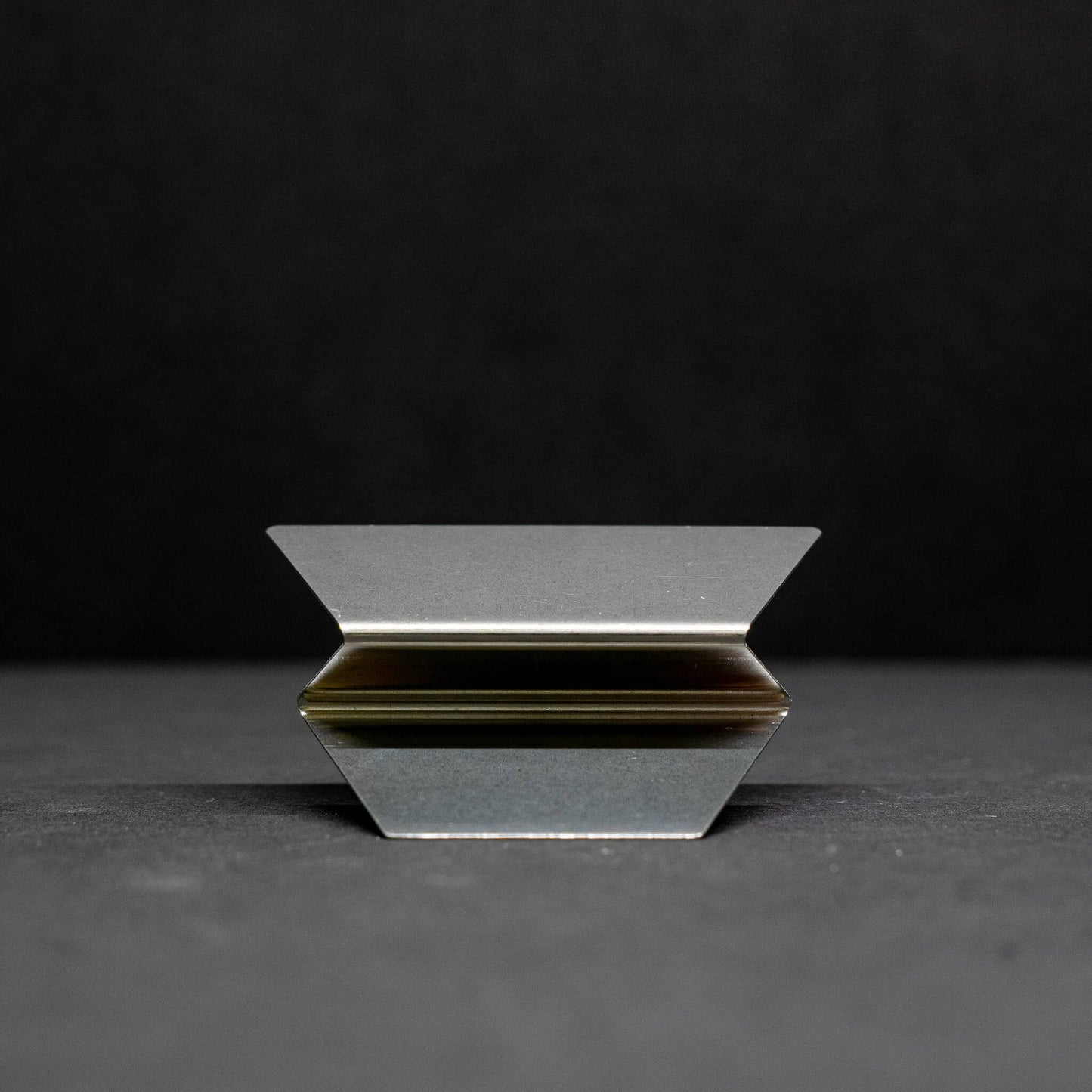 Weed grinder cleaning tool removing buildup easily