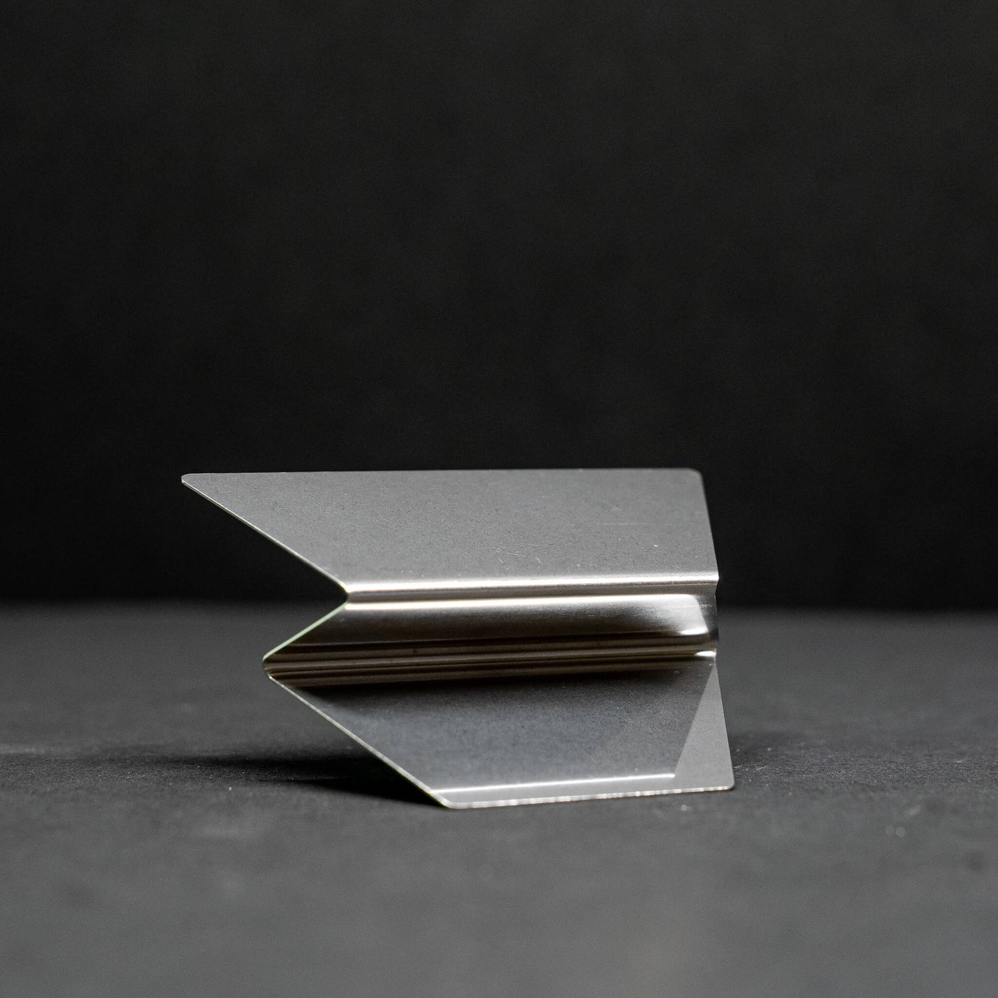 Cannabis grinder scraper tool for kief collection and clean grinder teeth